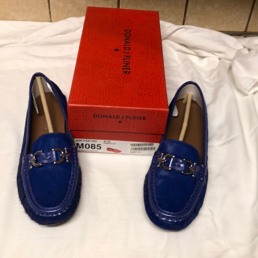 Donald J Pliner Genuine Calf Hair Loafers